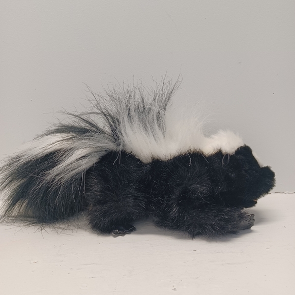 Folkmanis Realistic Plush Black and White Skunk Animal Plush Hand Puppet Toy - Picture 4 of 11
